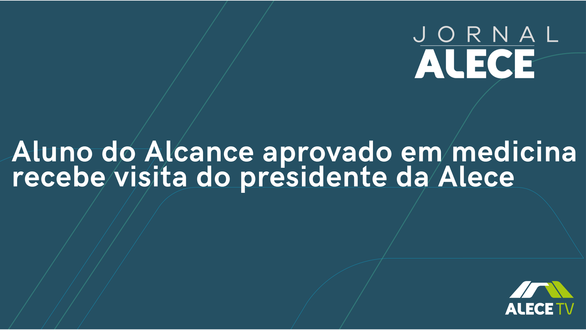 Aluno do Alcance aprovado em medicina recebe visita do presidente da Alece